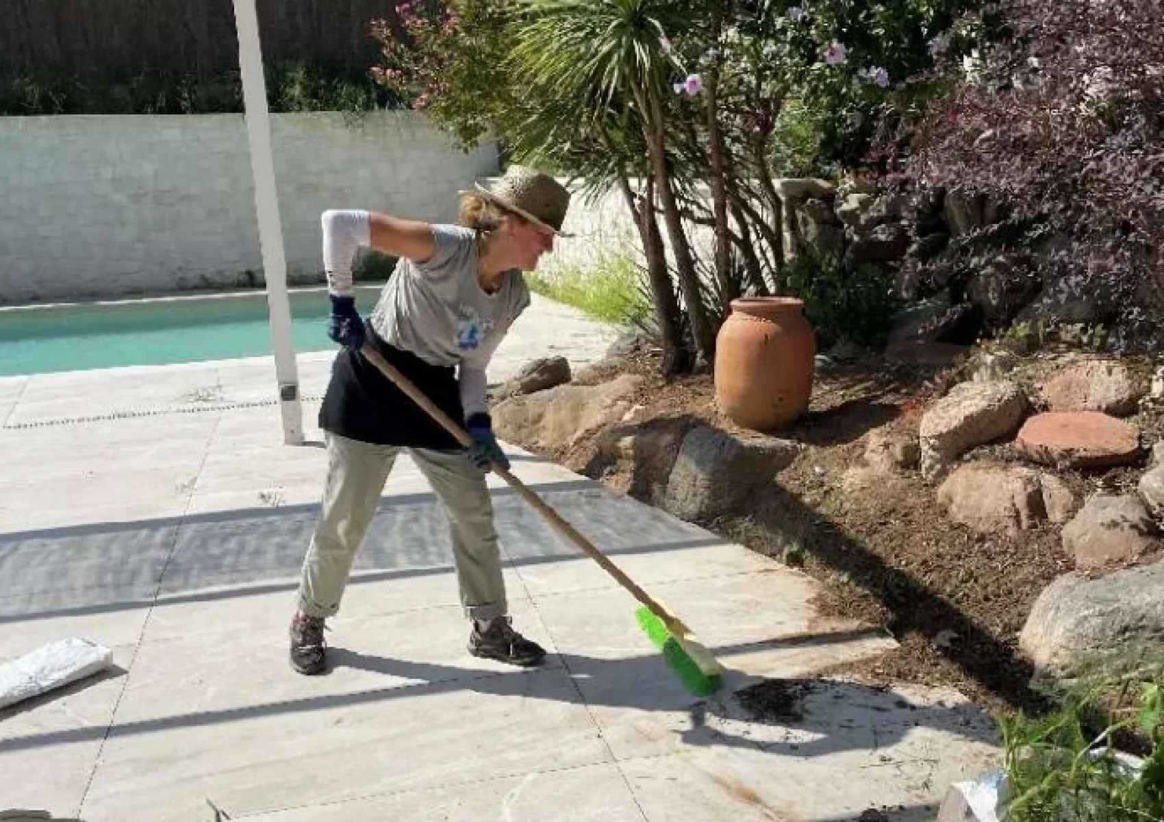 Mantenimiento-de-jardines-en-Barcelona-02